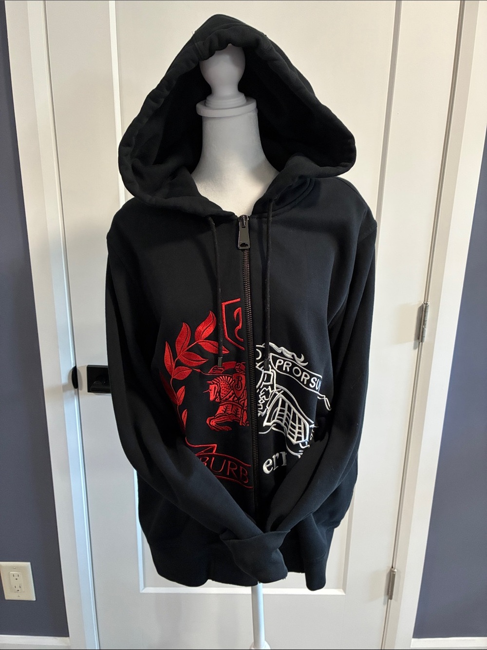 Authentic Burberry Zip-Up Hoodie with Embroidered Dual Crest Graphic